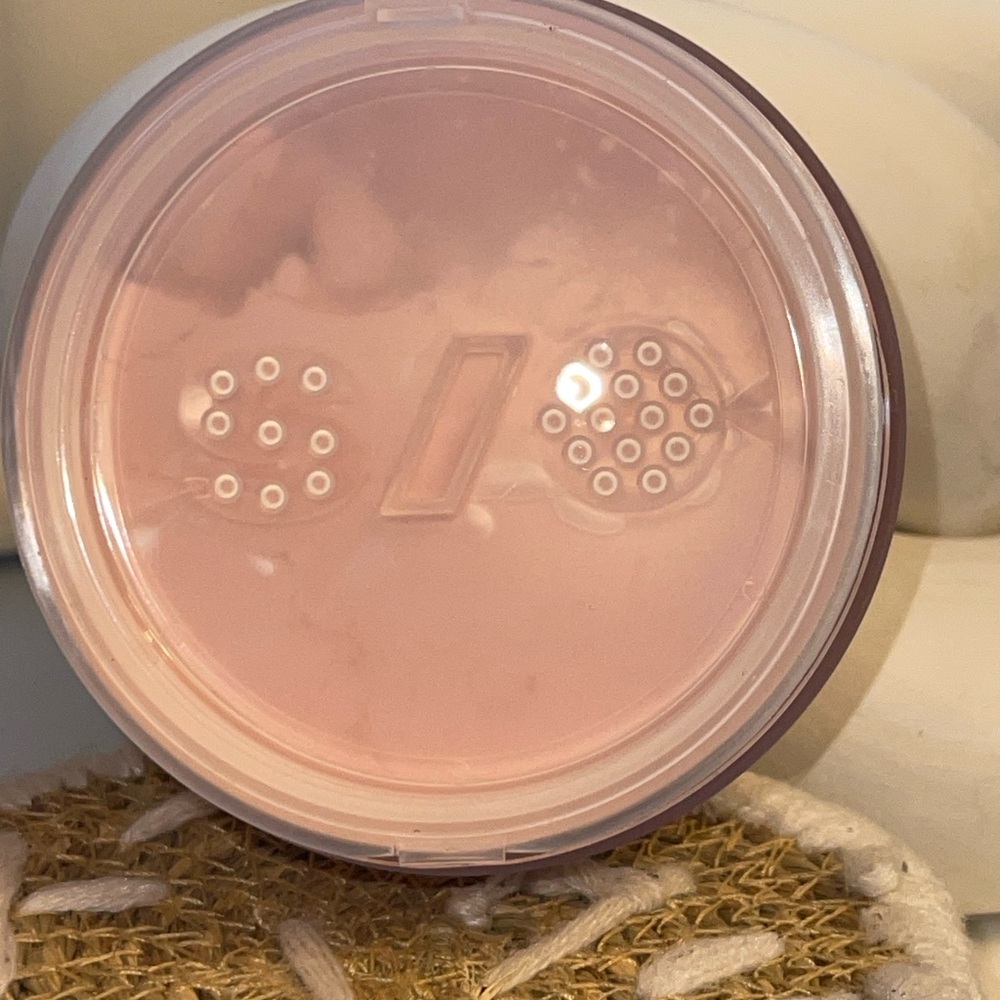 ONE/SIZE By Patrick Starrr Ultima Blurring Setting Powder In Ultra Pink - Picture 14 of 16